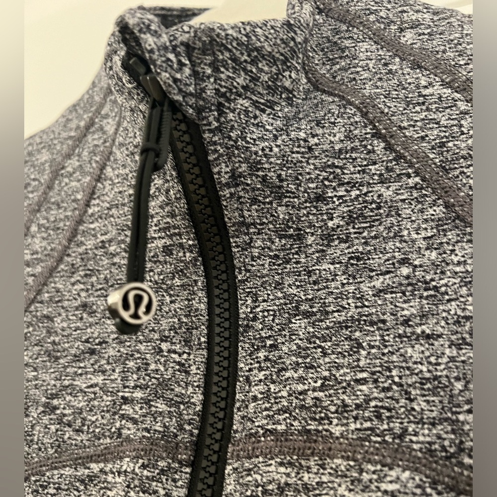 Lululemon define jacket - Picture 2 of 3